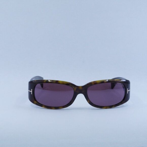 🕶️ New Tom Ford Corey FT1064 52S Sunglasses -Dark Havana Frame, Bordeaux Lenses - Picture 2 of 10